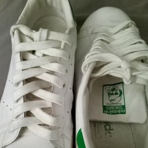 Adidas Stan Smith shoes